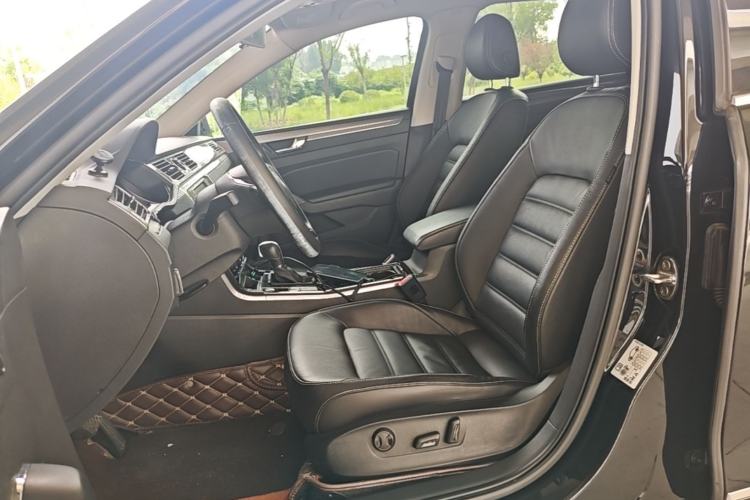 Used Volkswagen Passat 2017 330TSI DSG Luxury Edition Left Front Seat