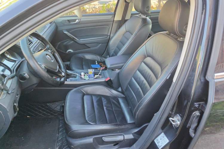 Used Volkswagen Passat 2017 280TSI DSG Luxury Edition Left Front Seat