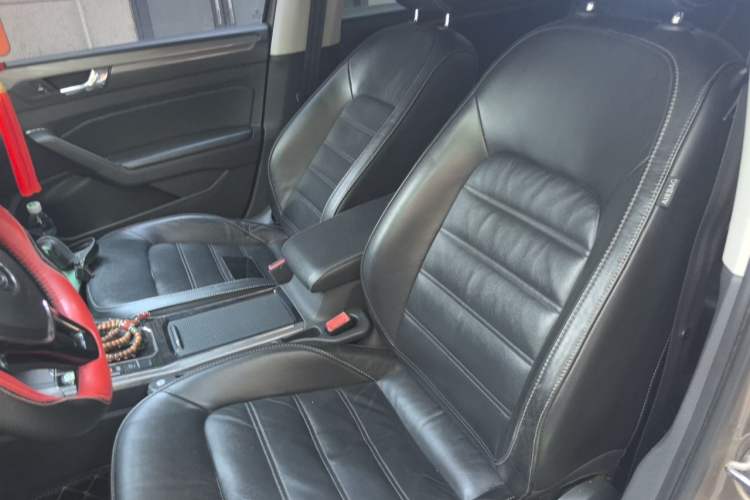 Used Volkswagen Passat 2017 330TSI DSG Luxury Edition Left Front Seat