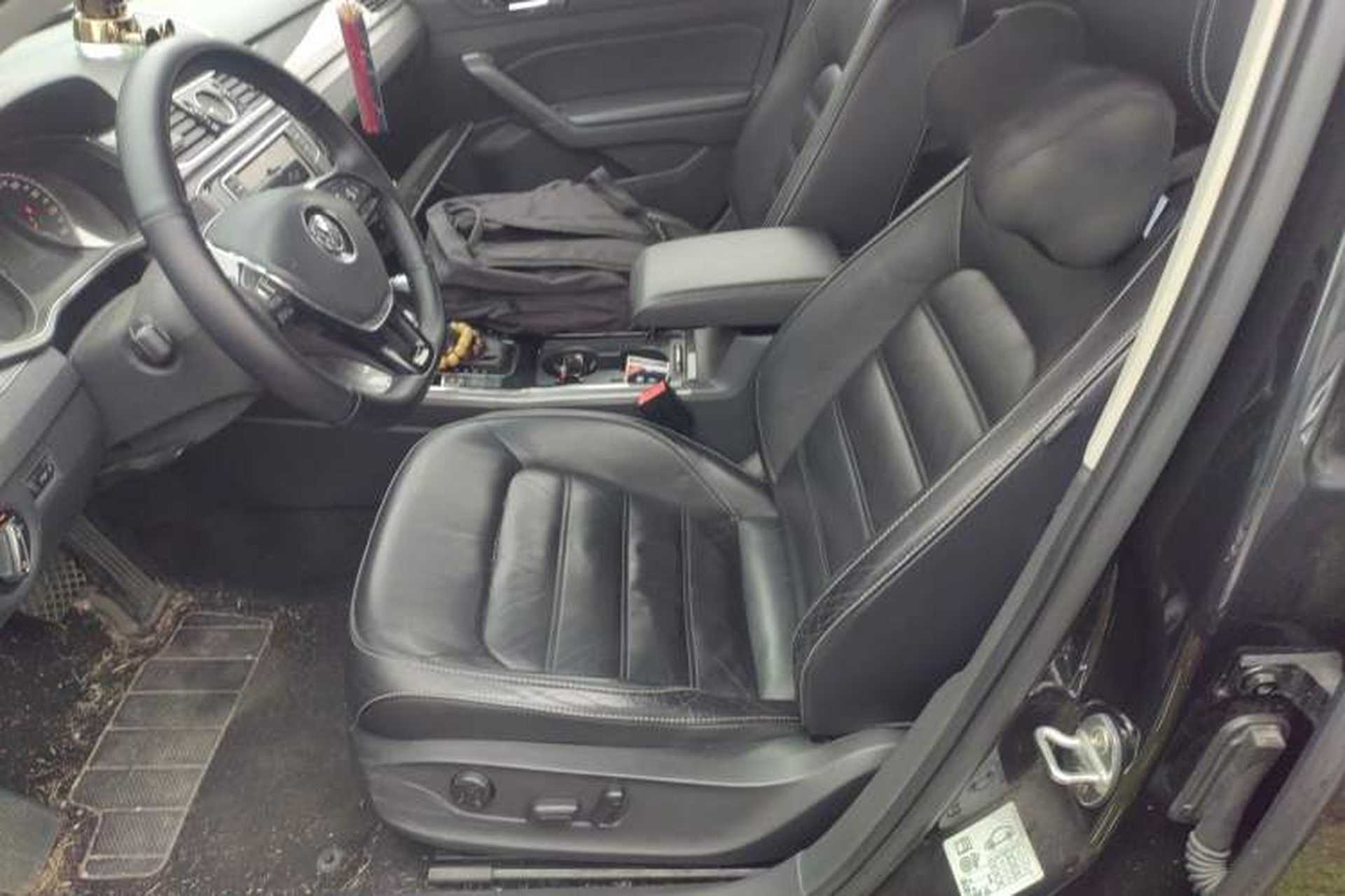 Used Volkswagen Passat 2017 330TSI DSG Luxury Edition Left Front Seat