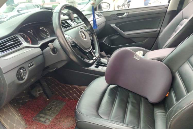 Used Volkswagen Passat 2017 330TSI DSG Luxury Edition Left Front Seat