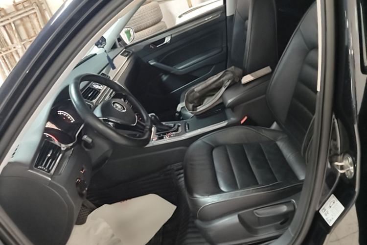 Used Volkswagen Passat 2017 330TSI DSG Luxury Edition Left Front Seat