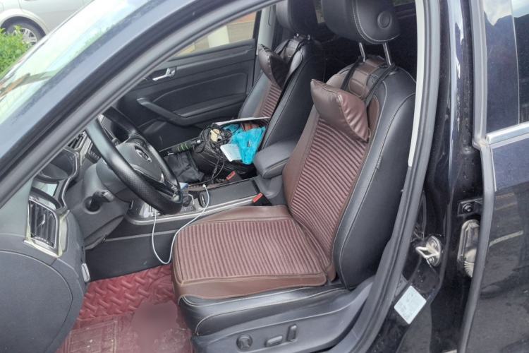 Used Volkswagen Passat 2017 330TSI DSG Luxury Edition Left Front Seat