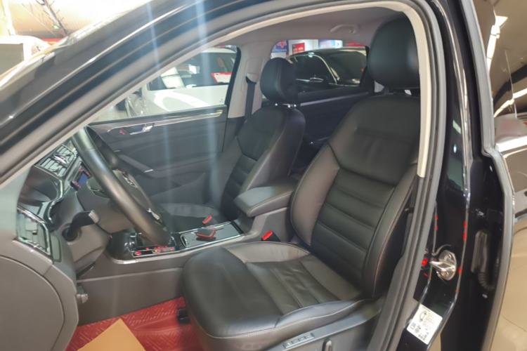 Used Volkswagen Passat 2017 330TSI DSG Prestige Edition Left Front Seat