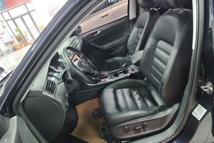 Used Volkswagen Passat 2017 280TSI DSG Luxury Edition Left Front Seat