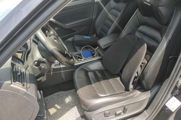 Used Volkswagen Passat 2017 330TSI DSG Luxury Edition Left Front Seat