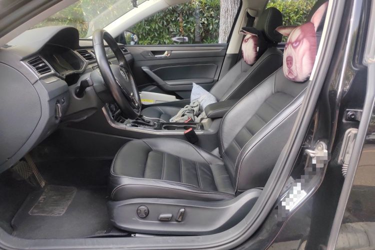 Used Volkswagen Passat 2017 330TSI DSG Luxury Edition Left Front Seat