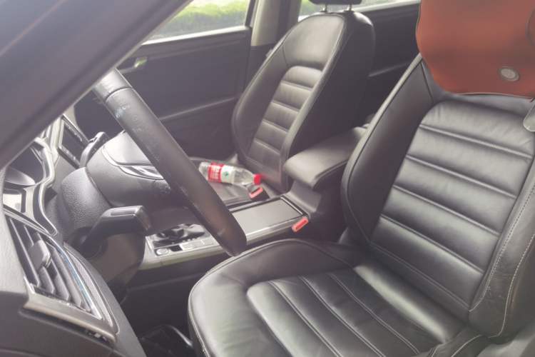 Used Volkswagen Passat 2017 330TSI DSG Luxury Edition Left Front Seat