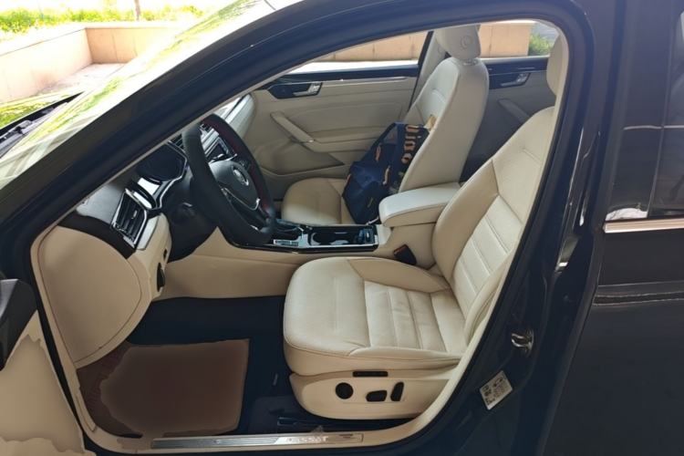 Used Volkswagen Passat 2017 380TSI DSG Prestige Edition Left Front Seat