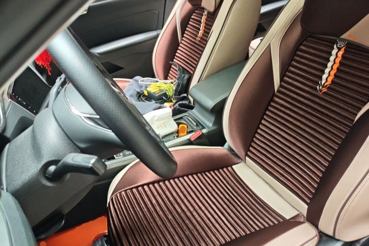 Used Volkswagen Passat  Left Front Seat