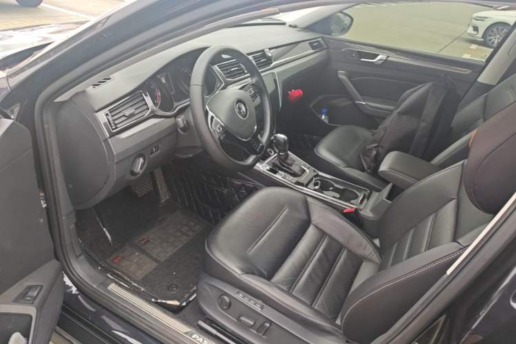 Used Volkswagen Passat 2017 330TSI DSG Prestige Edition Left Front Seat