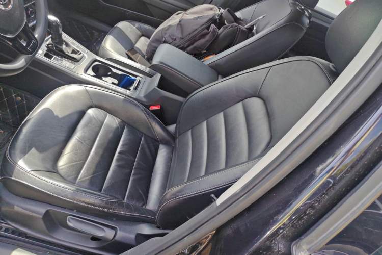 Used Volkswagen Passat 2017 1.8TSI DSG Government Procurement Version (CEA Engine) Left Front Seat