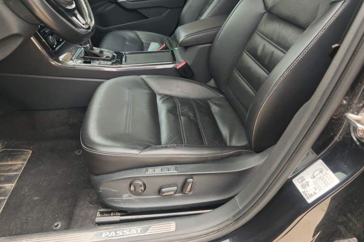 Used Volkswagen Passat 2017 330TSI DSG Prestige Edition Left Front Seat