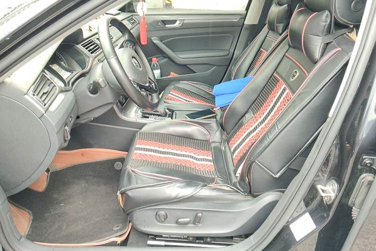 Used Volkswagen Passat 2017 330TSI DSG Luxury Edition Left Front Seat