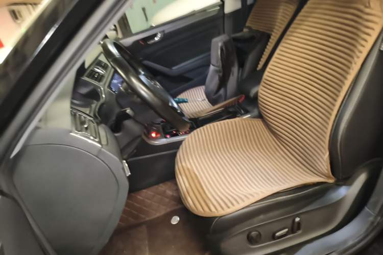 Used Volkswagen Passat 2017 280TSI DSG Luxury Edition Left Front Seat
