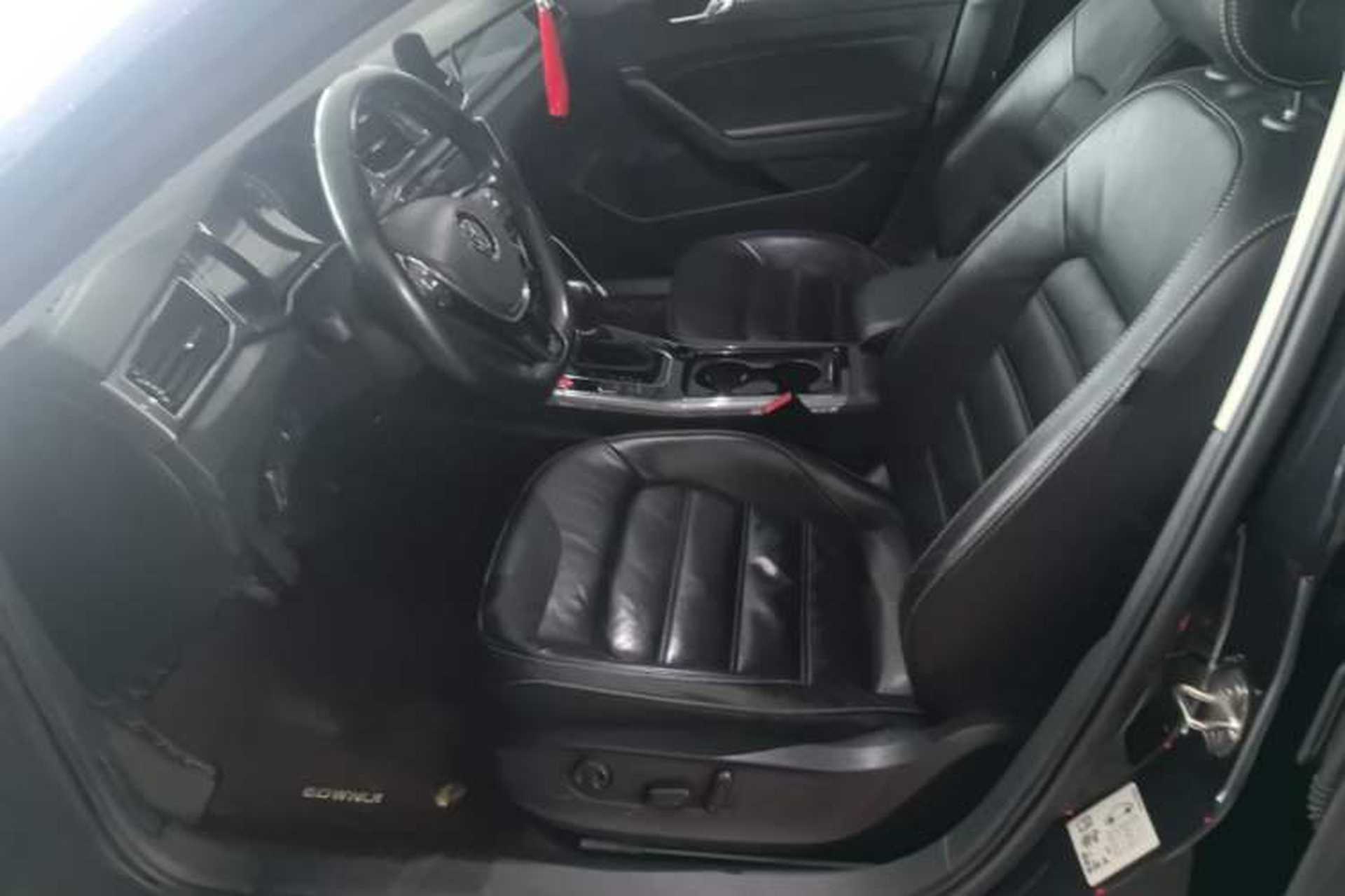 Used Volkswagen Passat 2017 330TSI DSG Luxury Edition Left Front Seat