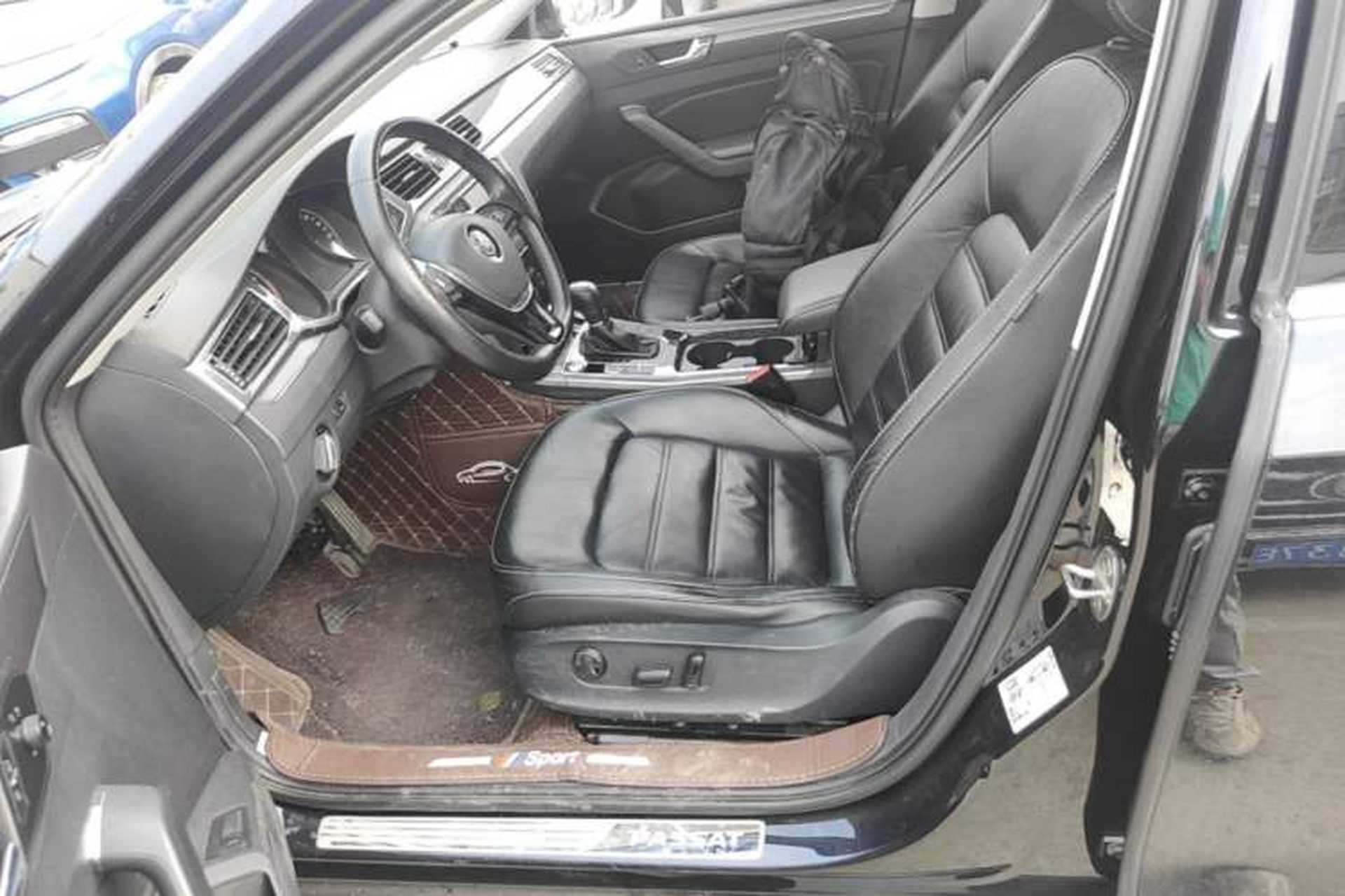 Used Volkswagen Passat 2017 330TSI DSG Luxury Edition Left Front Seat