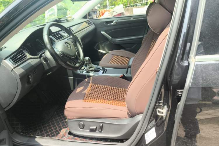 Used Volkswagen Passat 2017 280TSI DSG Luxury Edition Left Front Seat