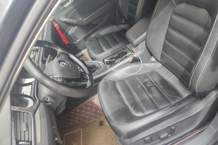 Used Volkswagen Passat 2017 330TSI DSG Luxury Edition Left Front Seat