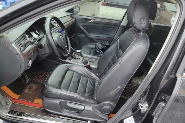 Used Volkswagen Passat 2017 1.8TSI DSG Government Procurement Version (CEA Engine) Left Front Seat