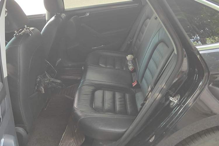 Used Volkswagen Passat 2017 330TSI DSG Luxury Edition Left Rear Seat