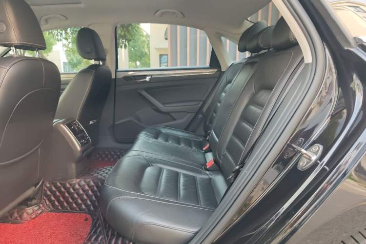 Used Volkswagen Passat 2017 330TSI DSG Luxury Edition Left Rear Seat