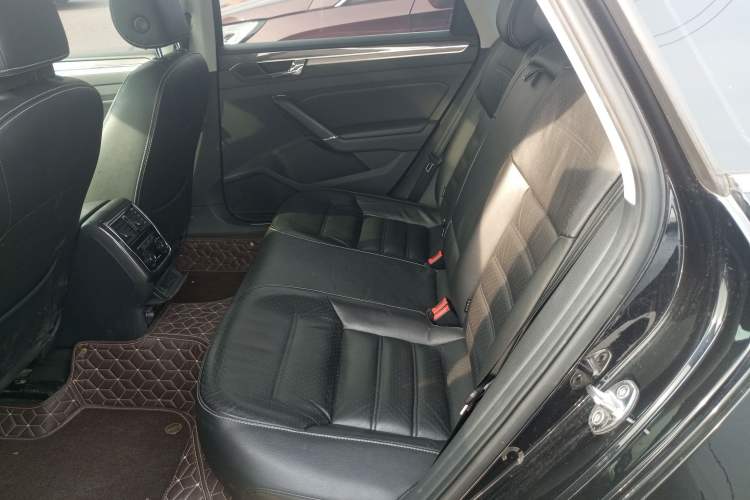Used Volkswagen Passat 2017 330TSI DSG Prestige Edition Left Rear Seat