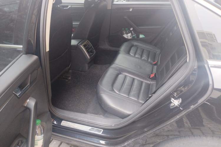 Used Volkswagen Passat 2017 330TSI DSG Prestige Edition Left Rear Seat