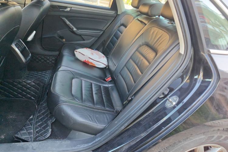 Used Volkswagen Passat 2017 280TSI DSG Luxury Edition Left Rear Seat