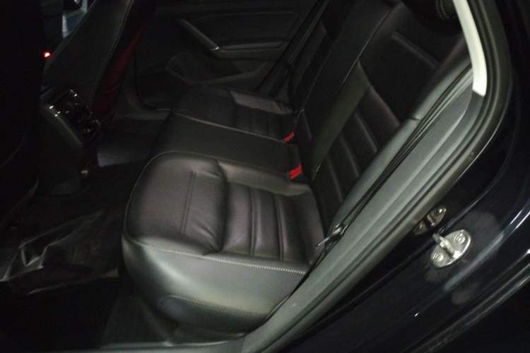 Used Volkswagen Passat 2017 330TSI DSG Prestige Edition Left Rear Seat