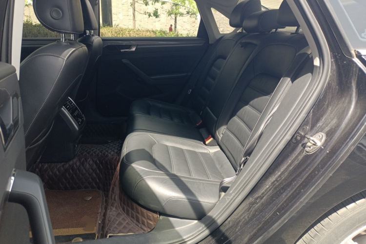 Used Volkswagen Passat 2017 330TSI DSG Luxury Edition Left Rear Seat