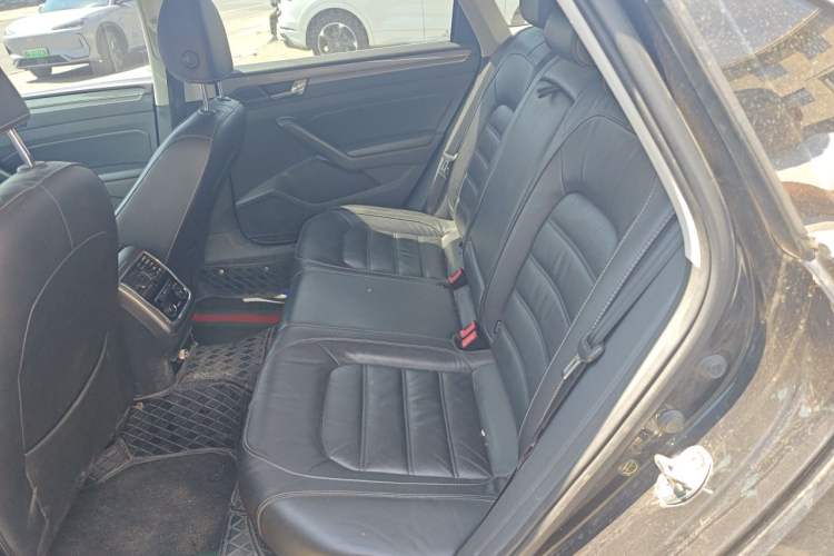 Used Volkswagen Passat 2017 330TSI DSG Luxury Edition Left Rear Seat