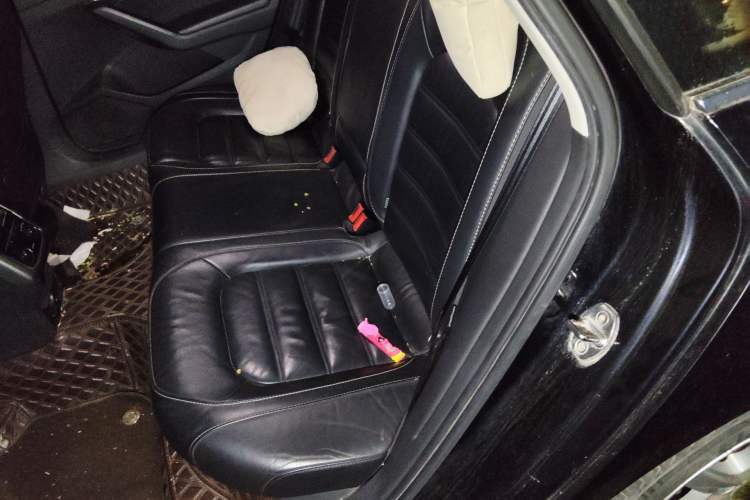 Used Volkswagen Passat 2017 330TSI DSG Luxury Edition Left Rear Seat