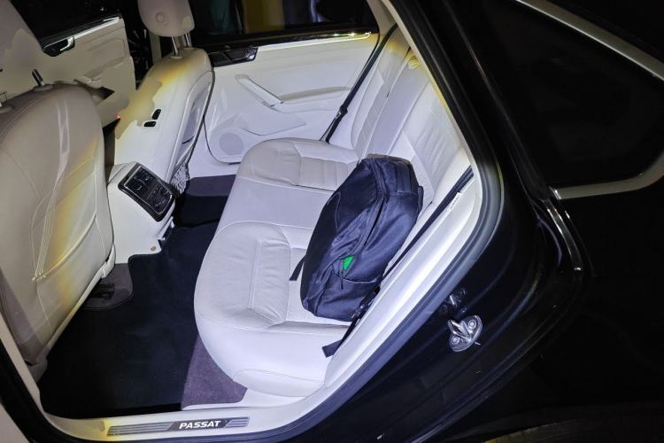Used Volkswagen Passat 2017 330TSI DSG Luxury Edition Left Rear Seat
