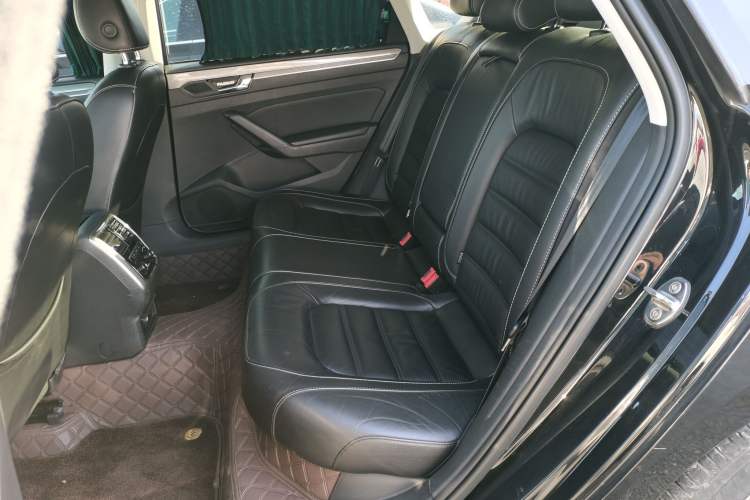 Used Volkswagen Passat 2017 330TSI DSG Luxury Edition Left Rear Seat