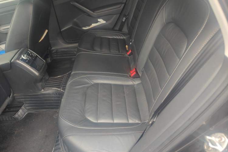 Used Volkswagen Passat 2017 280TSI DSG Luxury Edition Left Rear Seat