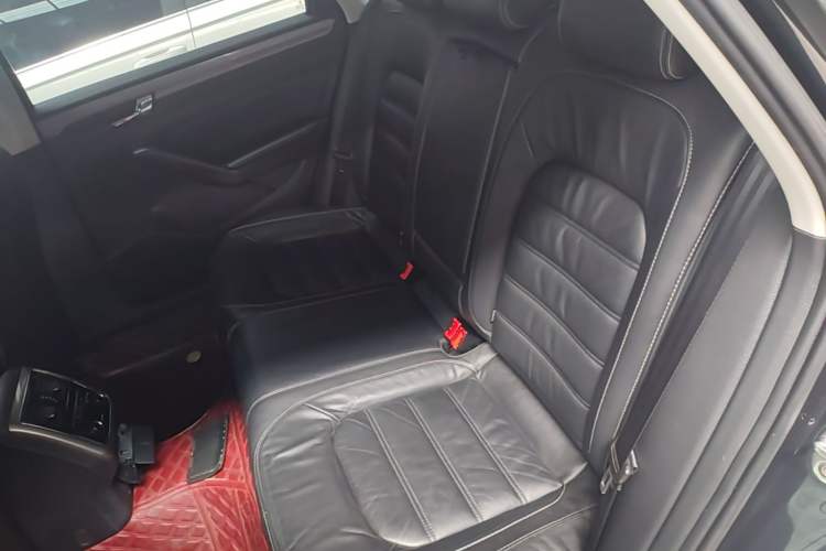 Used Volkswagen Passat 2017 330TSI DSG Luxury Edition Left Rear Seat