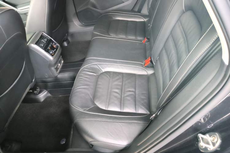 Used Volkswagen Passat 2017 330TSI DSG Luxury Edition Left Rear Seat
