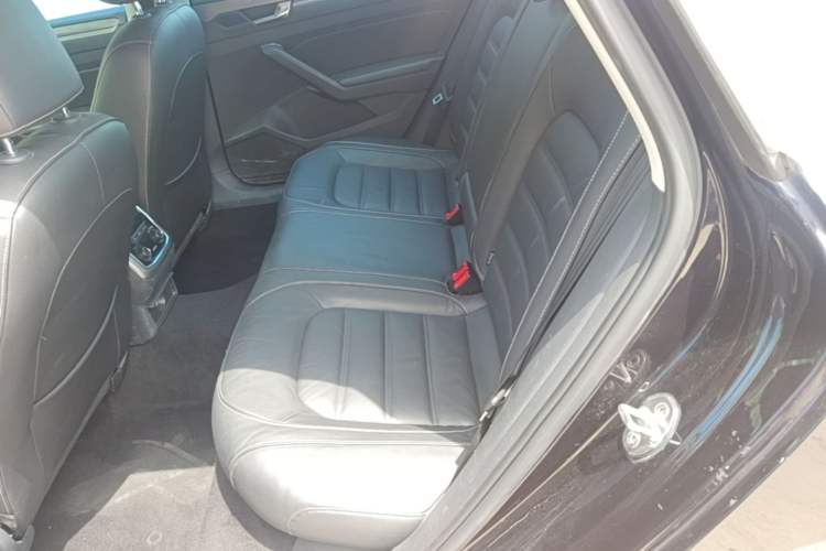 Used Volkswagen Passat 2017 330TSI DSG Luxury Edition Left Rear Seat