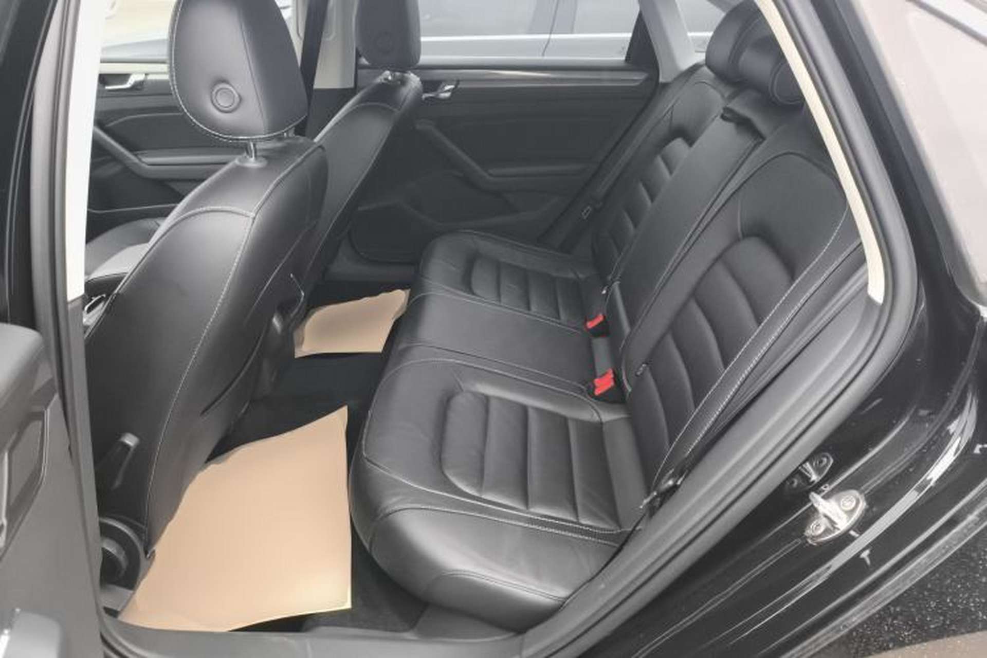 Used Volkswagen Passat 2017 330TSI DSG Luxury Edition Left Rear Seat