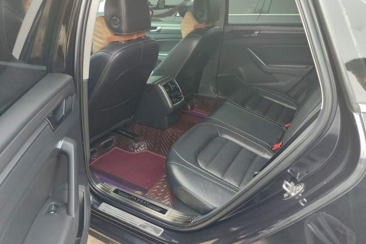 Used Volkswagen Passat 2017 330TSI DSG Luxury Edition Left Rear Seat