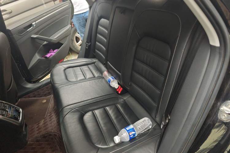 Used Volkswagen Passat 2017 330TSI DSG Luxury Edition Left Rear Seat
