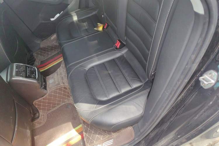 Used Volkswagen Passat 2017 330TSI DSG Luxury Edition Left Rear Seat