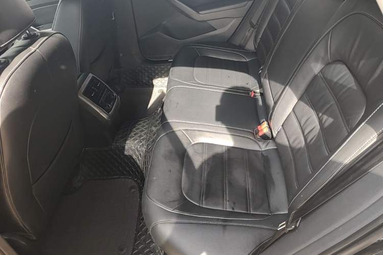 Used Volkswagen Passat 2017 280TSI DSG Luxury Edition Left Rear Seat