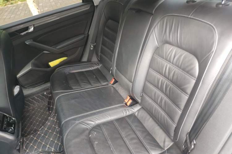 Used Volkswagen Passat 2017 280TSI DSG Luxury Edition Left Rear Seat