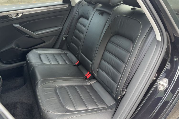 Used Volkswagen Passat 2017 330TSI DSG Luxury Edition Left Rear Seat