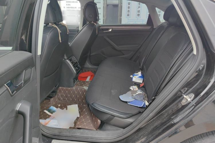 Used Volkswagen Passat 2017 330TSI DSG Luxury Edition Left Rear Seat