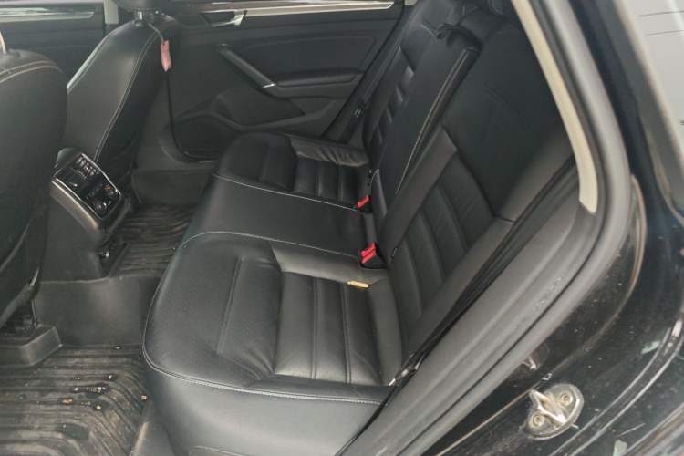 Used Volkswagen Passat 2017 330TSI DSG Prestige Edition Left Rear Seat
