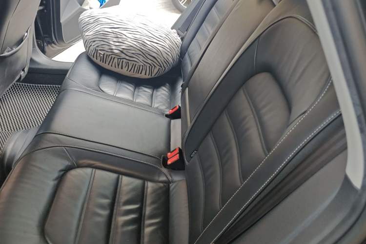 Used Volkswagen Passat 2017 330TSI DSG Luxury Edition Left Rear Seat