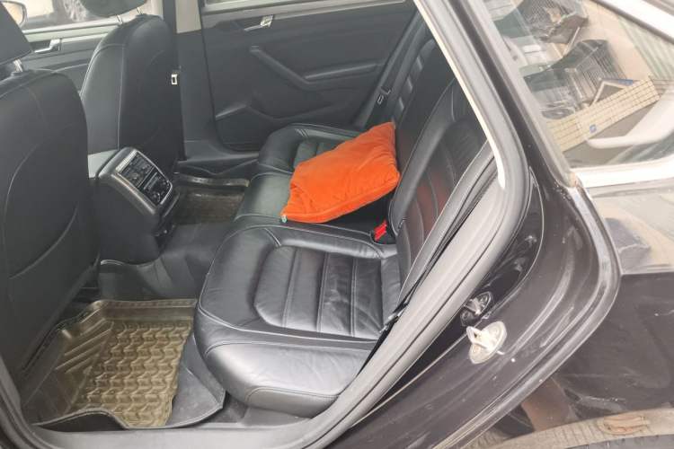 Used Volkswagen Passat 2017 330TSI DSG Luxury Edition Left Rear Seat